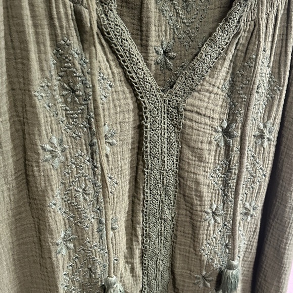 Lucky Brand Olive Green Smocked Top - Picture 3 of 14